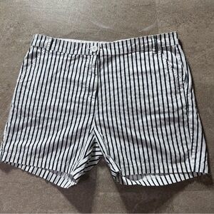 Caribbean Joe Black and White Striped Garment